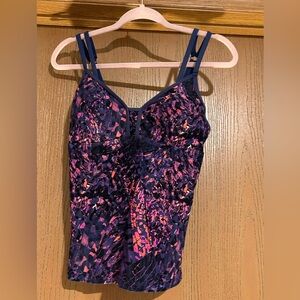 Colorful Swimsuit Top with underwire size M